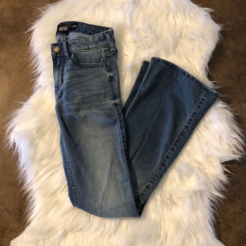 Hollister Women’s flared jeans size 00